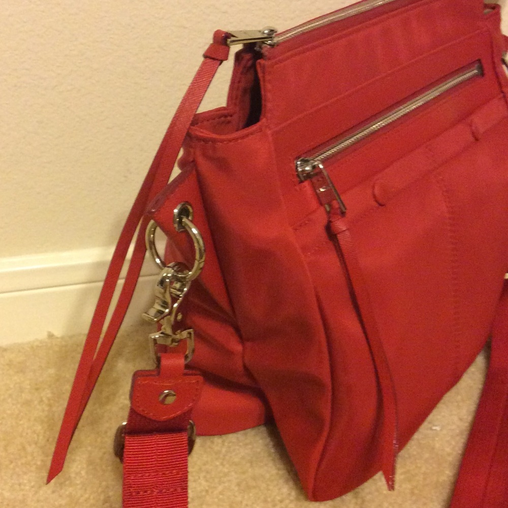 🌸Like new MZ Wallace Kristy bag - Picture 4 of 4